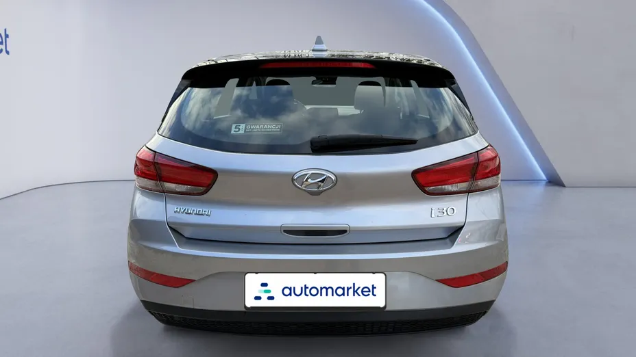 HYUNDAI i30 i30 1.5 DPI Classic +