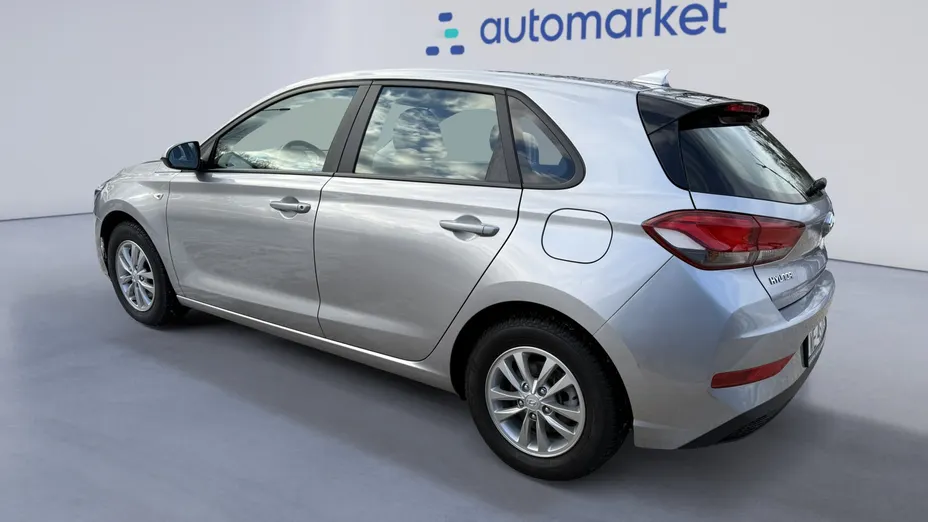 HYUNDAI i30 i30 1.5 DPI Classic +