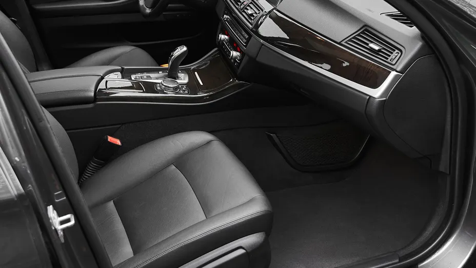 BMW Seria 5 528i xDrive
