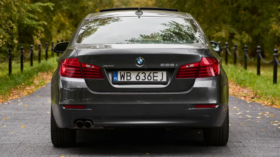 BMW Seria 5 528i xDrive