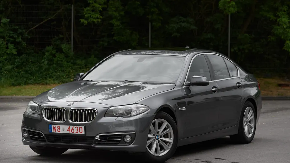 BMW Seria 5 528i xDrive