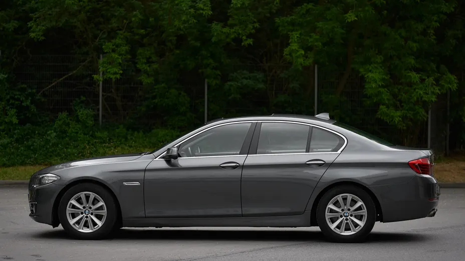BMW Seria 5 528i xDrive