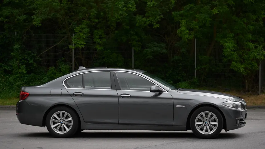 BMW Seria 5 528i xDrive