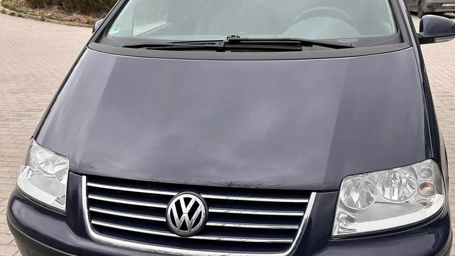 VOLKSWAGEN Sharan -