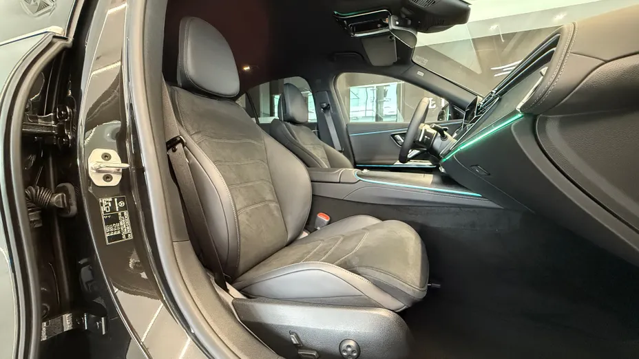 MERCEDES-BENZ E Klasa E 200 mHEV 4-Matic AMG 9G-Tronic