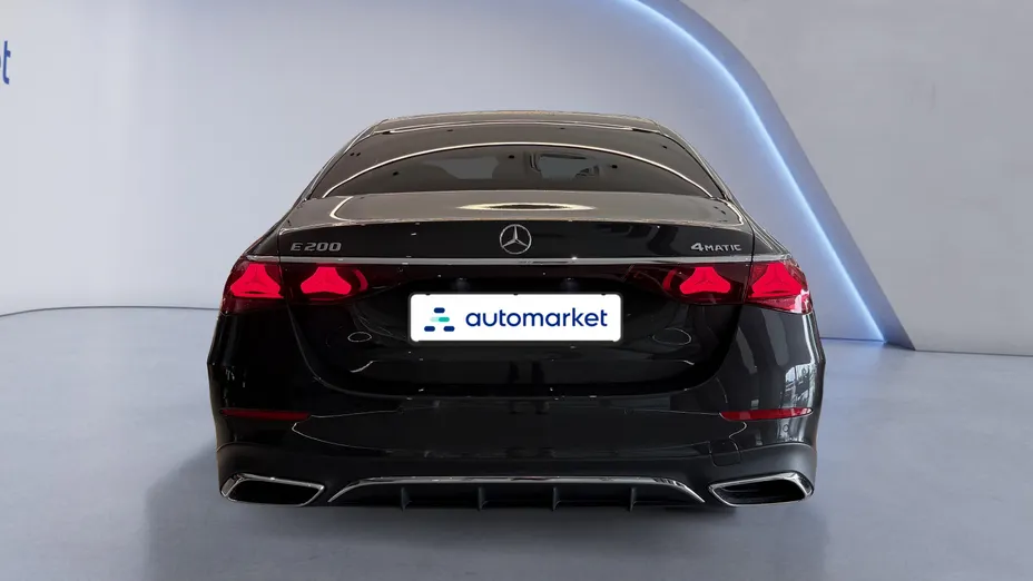 MERCEDES-BENZ E Klasa E 200 mHEV 4-Matic AMG 9G-Tronic