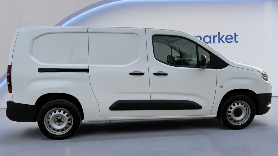 TOYOTA Proace City Proace City 1.5 D-4D Long 2,4t Active