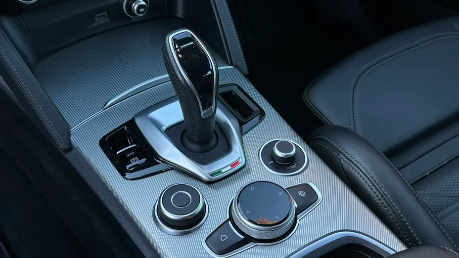 ALFA ROMEO Stelvio Stelvio 2.0 Turbo Veloce Q4 aut