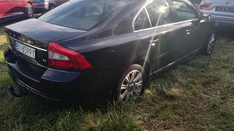 VOLVO S80 -