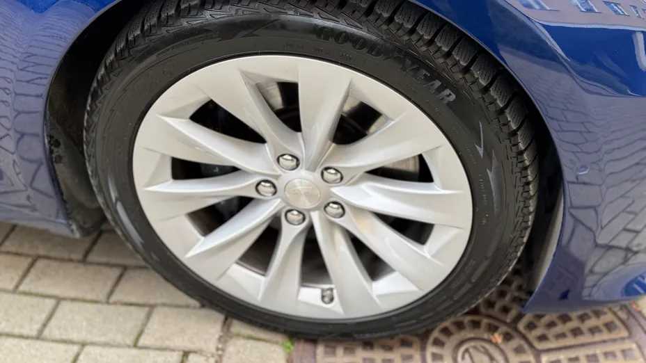 TESLA Model S S Long Range AWD