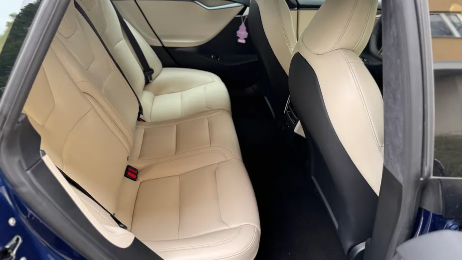 TESLA Model S S Long Range AWD