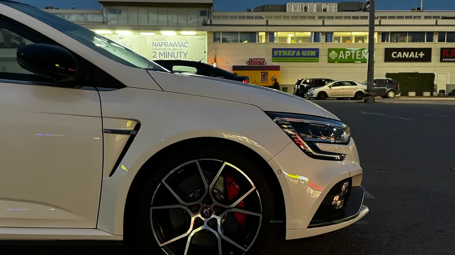 RENAULT Megane Megane 1.8 TCe FAP R.S. Trophy EDC