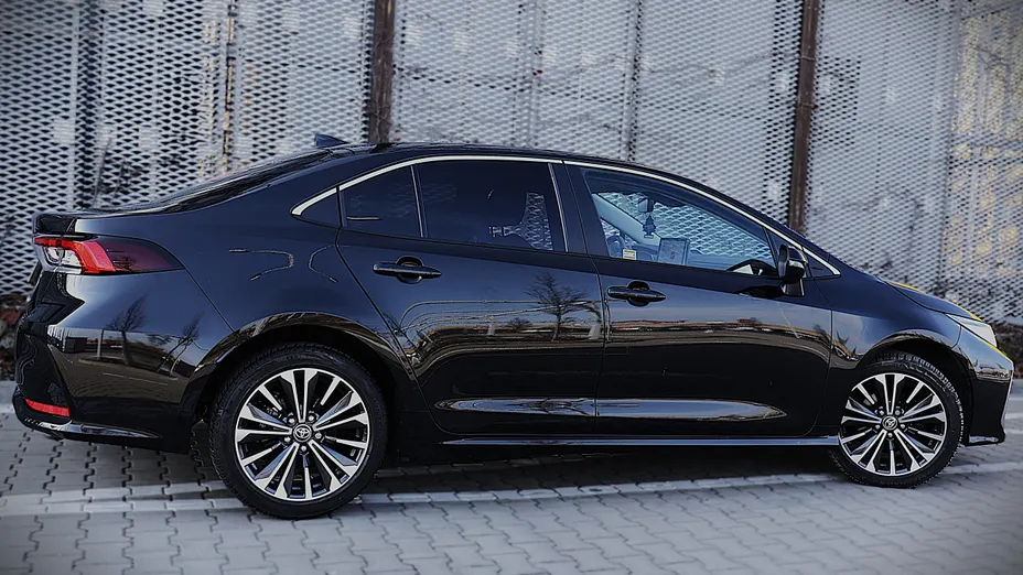 TOYOTA Corolla Corolla 1.8 Hybrid Style