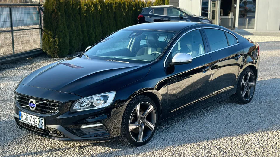 VOLVO S60 S60 D2 Drive-E R-Design Momentum aut