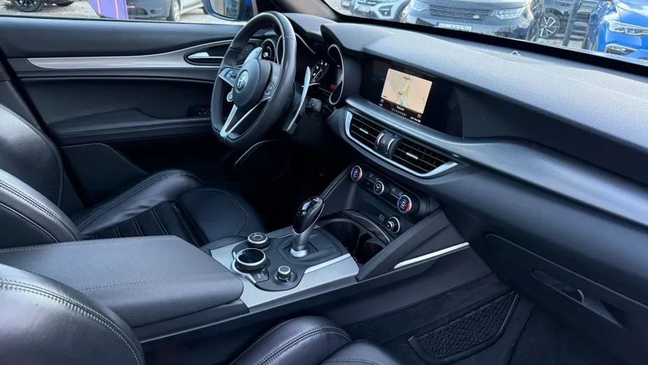 ALFA ROMEO Stelvio Stelvio 2.0 Turbo Executive Q4 aut