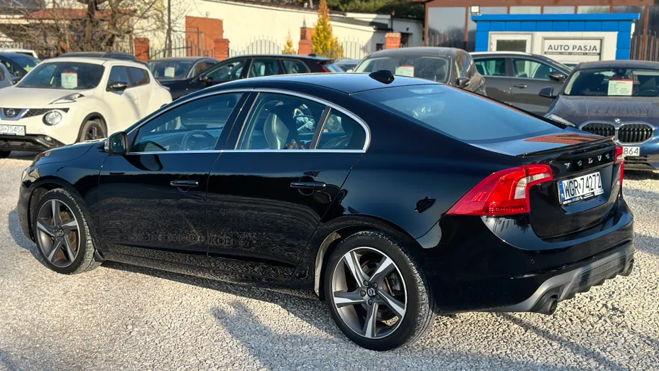 VOLVO S60 S60 D2 Drive-E R-Design Momentum aut