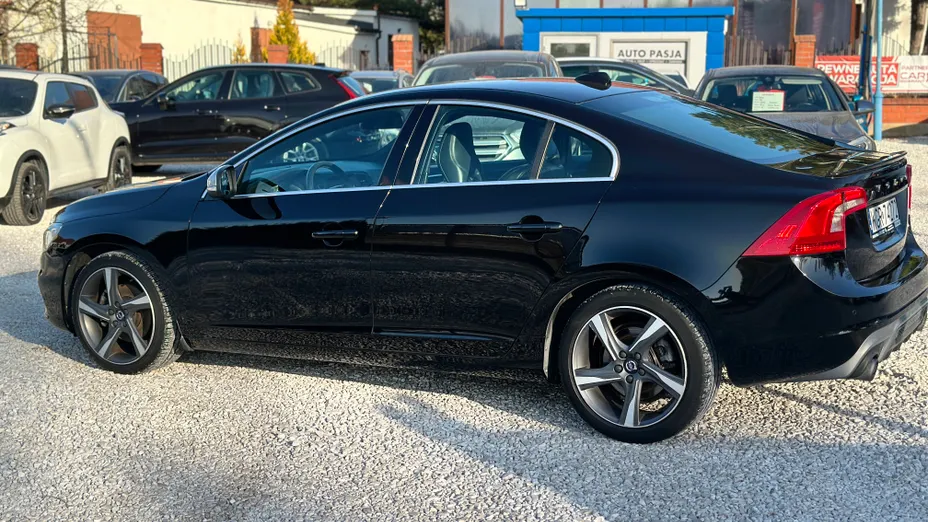VOLVO S60 S60 D2 Drive-E R-Design Momentum aut