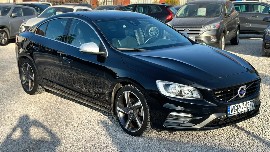 VOLVO S60 S60 D2 Drive-E R-Design Momentum aut
