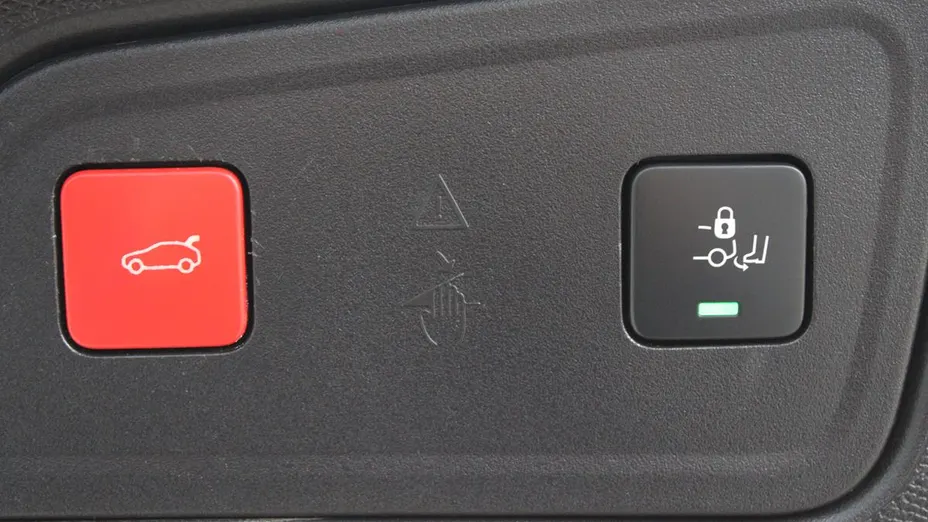 PEUGEOT 3008 3008 1.6 PureTech GT S&S EAT8