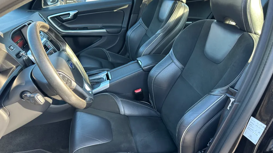 VOLVO S60 S60 D2 Drive-E R-Design Momentum aut