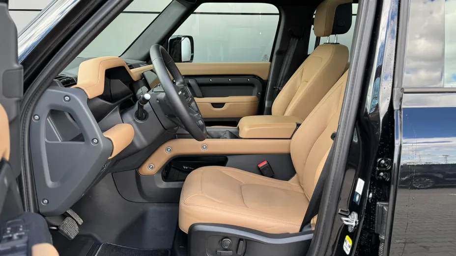 LAND ROVER Defender Defender 110 3.0 D250 mHEV X-Dynamic HSE