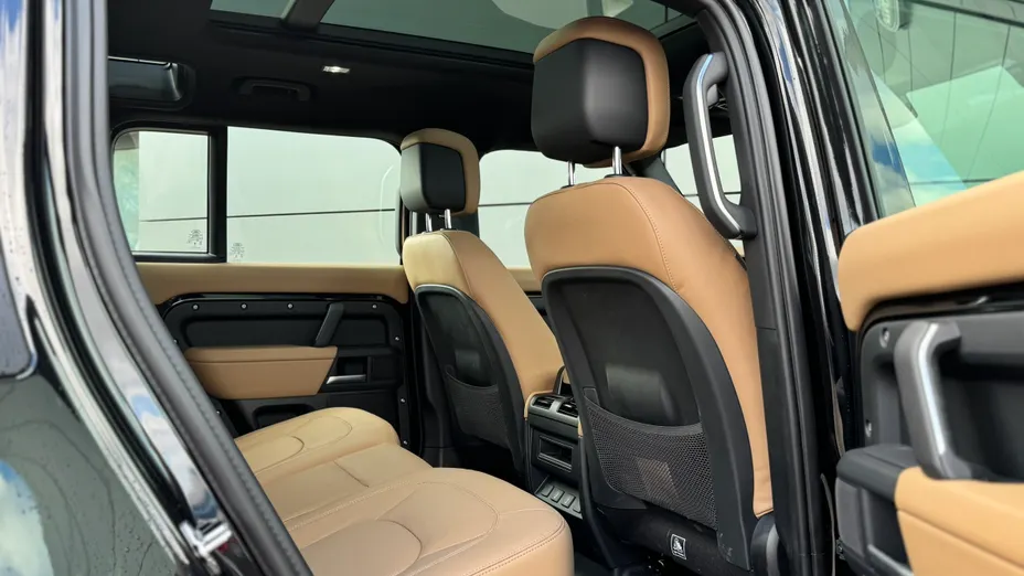 LAND ROVER Defender Defender 110 3.0 D250 mHEV X-Dynamic HSE