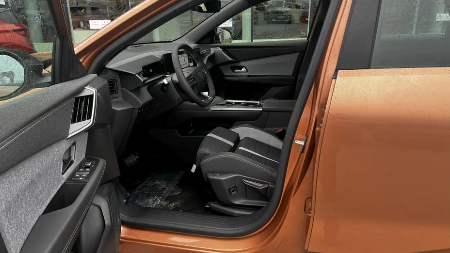 OPEL Grandland X Grandland 1.2 T mHEV GS S&S eDTC6 Nowy