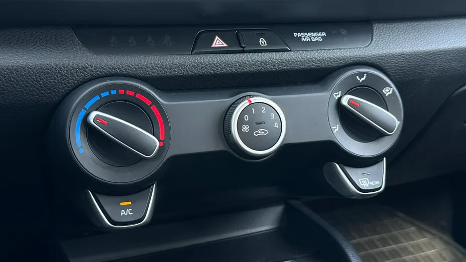 KIA Rio Rio 1.0 T-GDI M