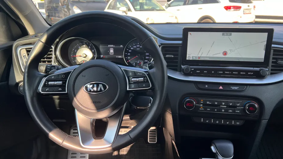 KIA Cee'd Ceed 1.4 T-GDI L Business Line Plus DCT