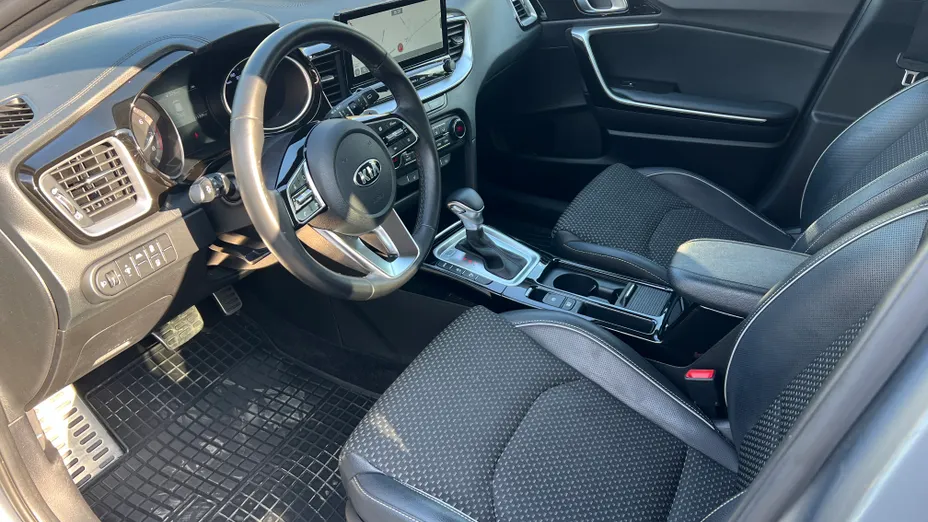 KIA Cee'd Ceed 1.4 T-GDI L Business Line Plus DCT