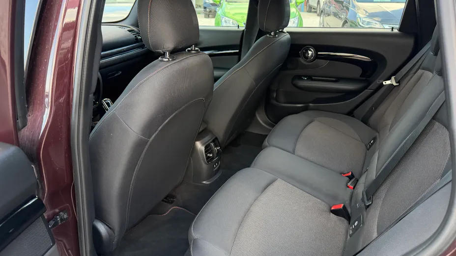 MINI Cooper -