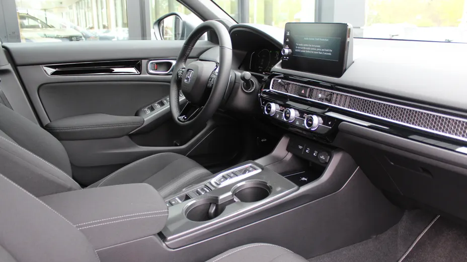 HONDA Civic Civic 2.0 i-MMD Elegance CVT Nowy