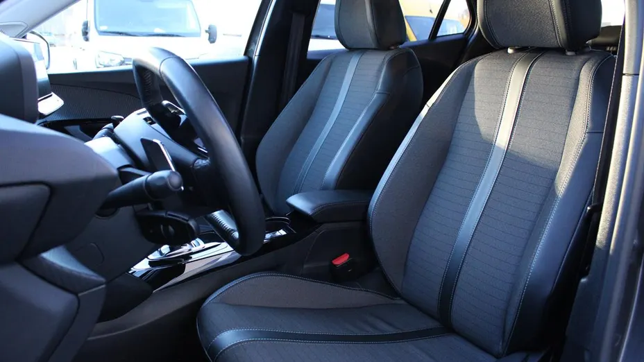 PEUGEOT 2008 2008 1.5 BlueHDi Allure S&S EAT8