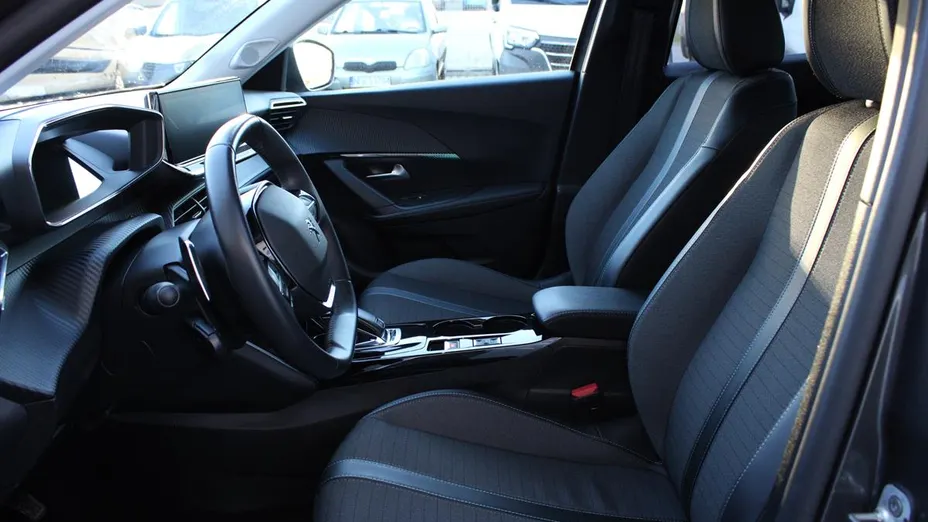 PEUGEOT 2008 2008 1.5 BlueHDi Allure S&S EAT8