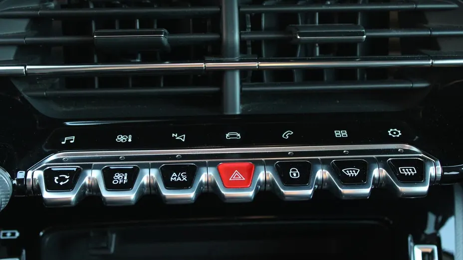 PEUGEOT 2008 2008 1.5 BlueHDi Allure S&S EAT8