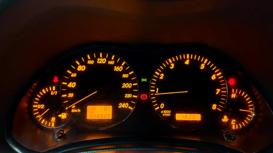 TOYOTA Avensis Avensis 1.8 VVT-i Sol