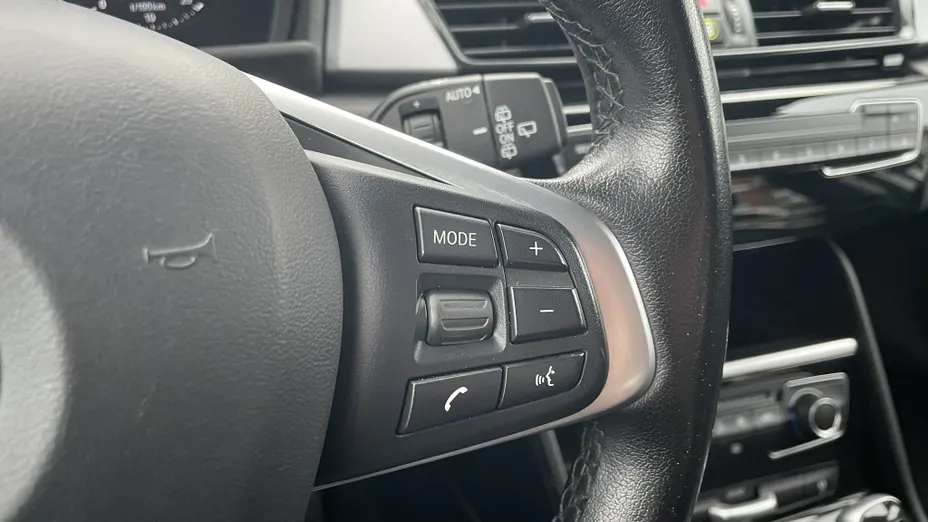 BMW Seria 2 216d aut