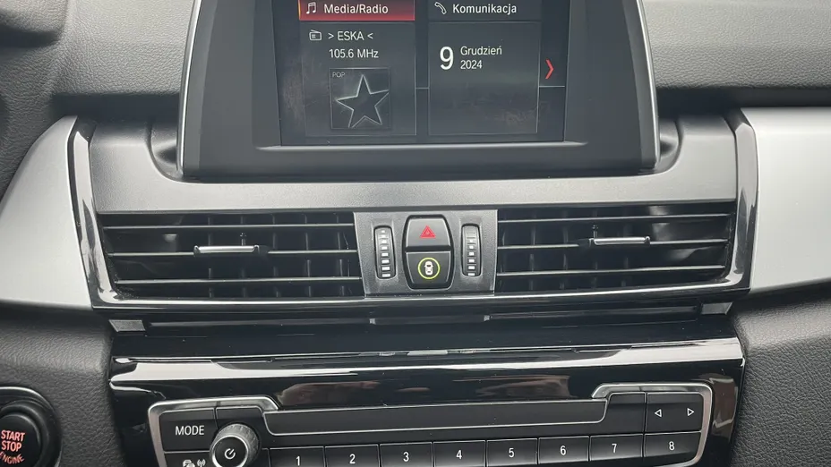 BMW Seria 2 216d aut