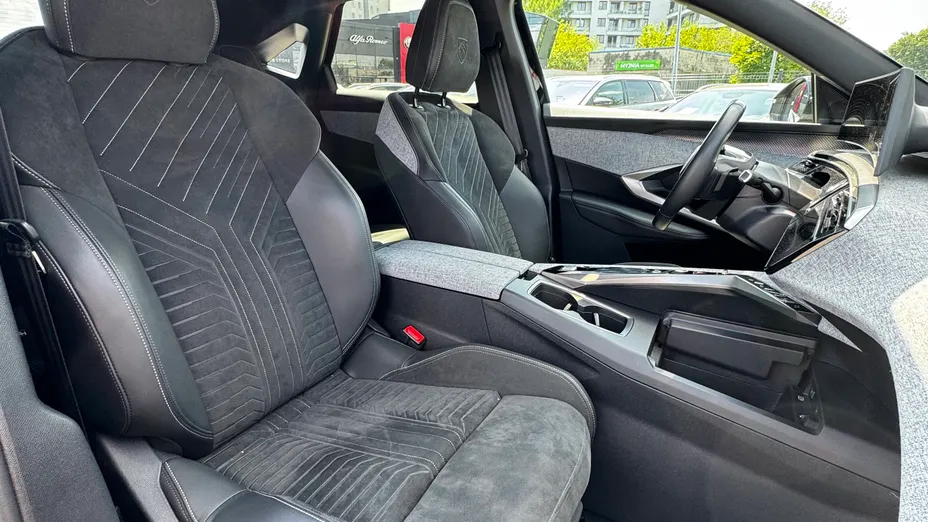 PEUGEOT 3008 3008 1.2 PureTech mHEV GT e-DCS6