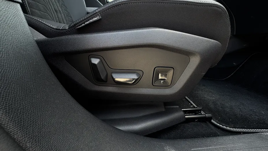 PEUGEOT 3008 3008 1.2 PureTech mHEV GT e-DCS6