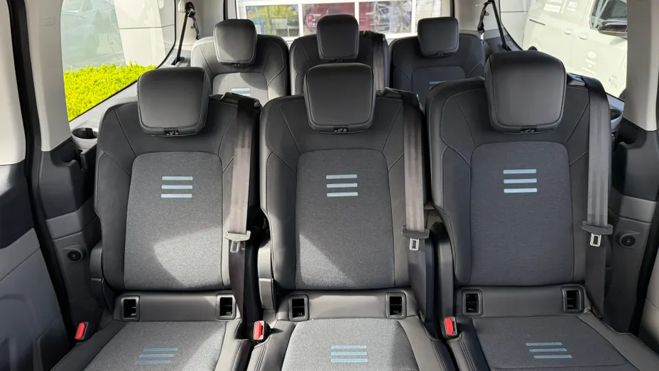 FORD Tourneo Custom Tourneo Custom 2.0 EcoBlue 320 L2 Active aut Nowy
