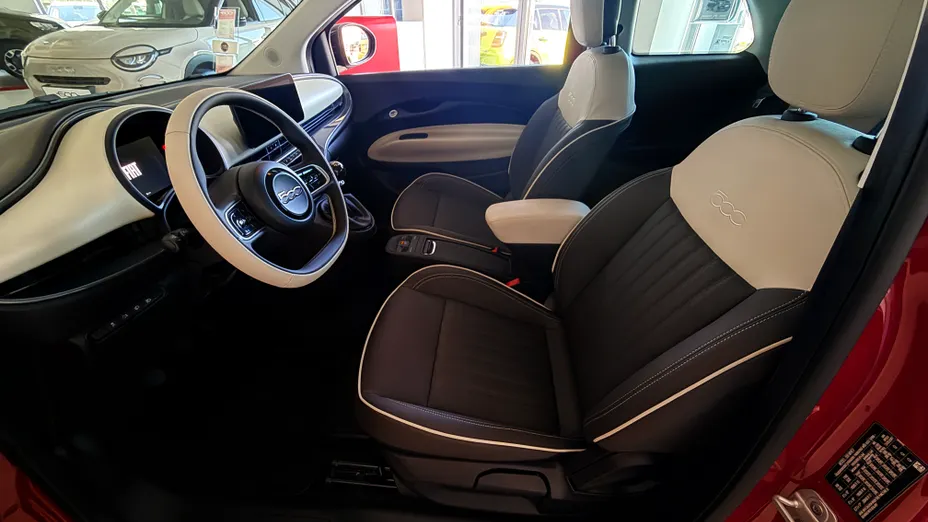 FIAT 500 500 1.0 GSE Hybrid La Prima Nowy