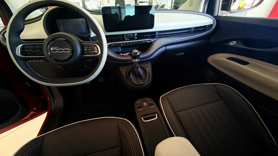 FIAT 500 500 1.0 GSE Hybrid La Prima Nowy
