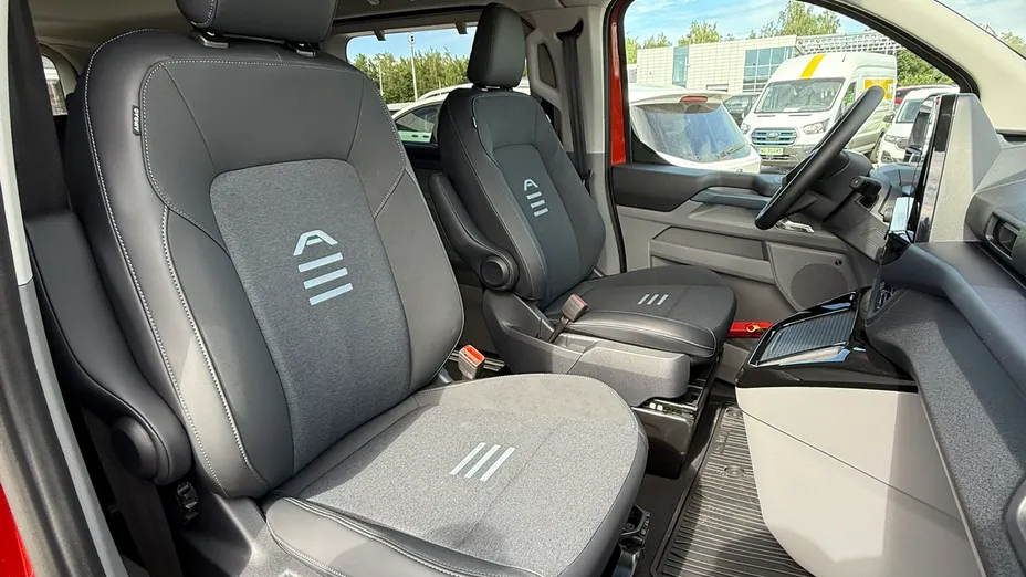 FORD Tourneo Custom Tourneo Custom 2.0 EcoBlue 320 L2 Active aut Nowy