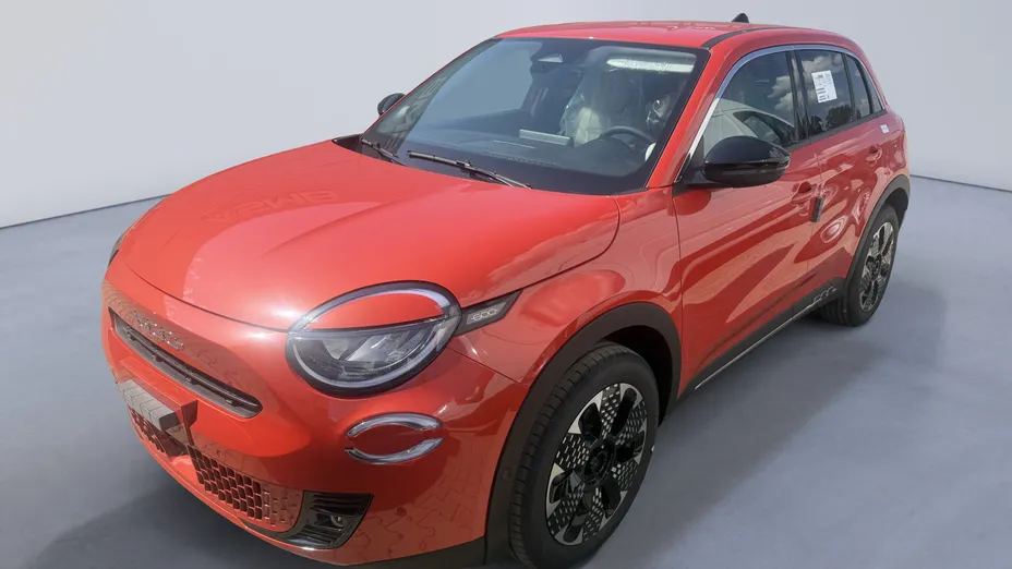 FIAT 600 600 1.2 Turbo Hybrid La Prima eDCT Nowy