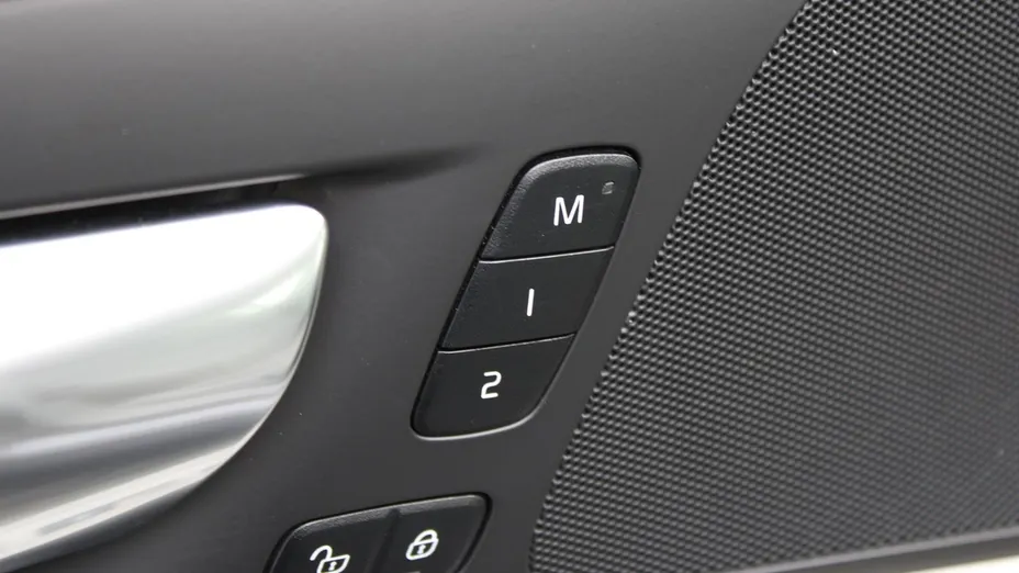 VOLVO V60 V60 CC Pro B4 D AWD aut