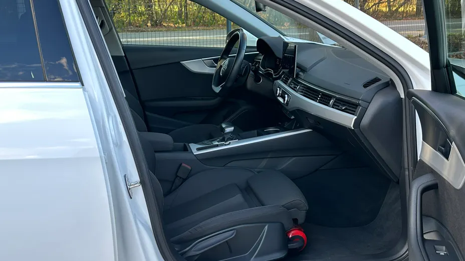 AUDI A4 A4 35 TFSI mHEV S Line S tronic