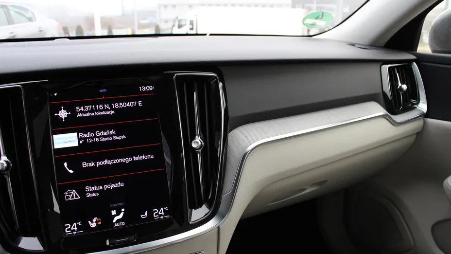 VOLVO V60 V60 CC Pro B4 D AWD aut