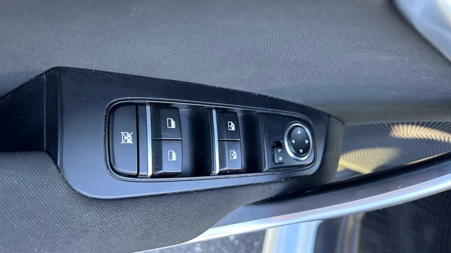 KIA Cee'd Ceed 1.6 CRDi SCR L Business Line