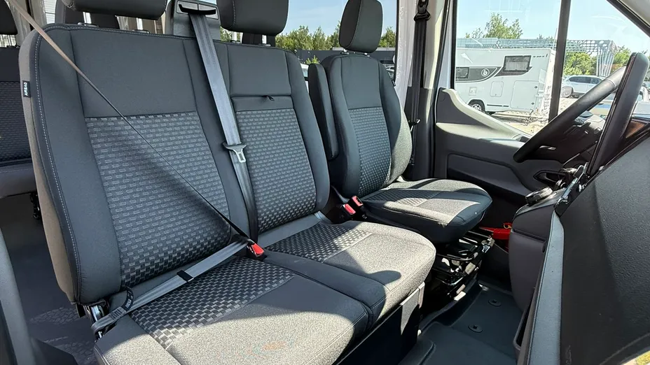 FORD Transit Transit 350 Kombi M1 L3H2 Trend Aut. Nowy